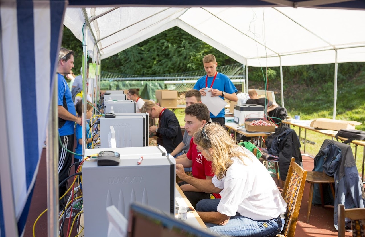 Bild vom 9. Benefizlauf im Jahr 2016. Dies ist das 188. Bild.